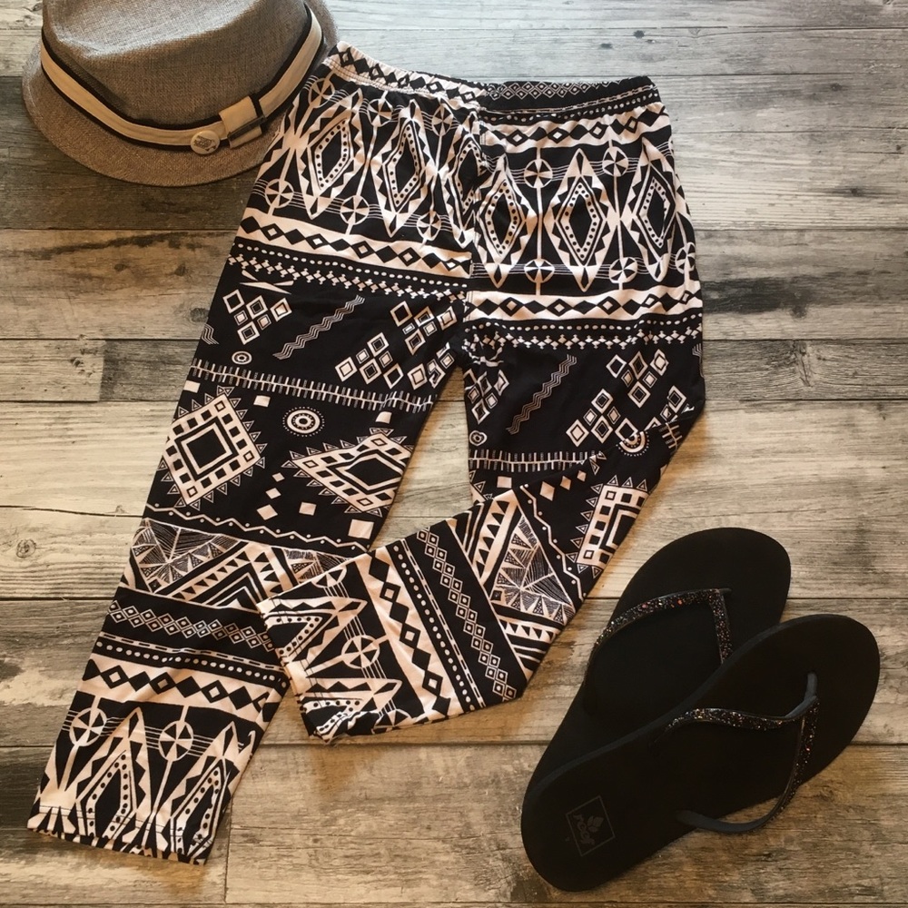 Capri Leggings, S/M (Size 4-12)